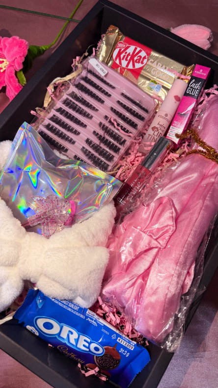 Luxe Essence Box beauty combo